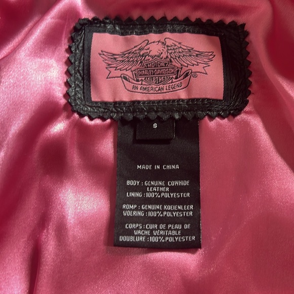 Harley Davidson leather jacket with pink rhinestone accents - Picture 5 of 6